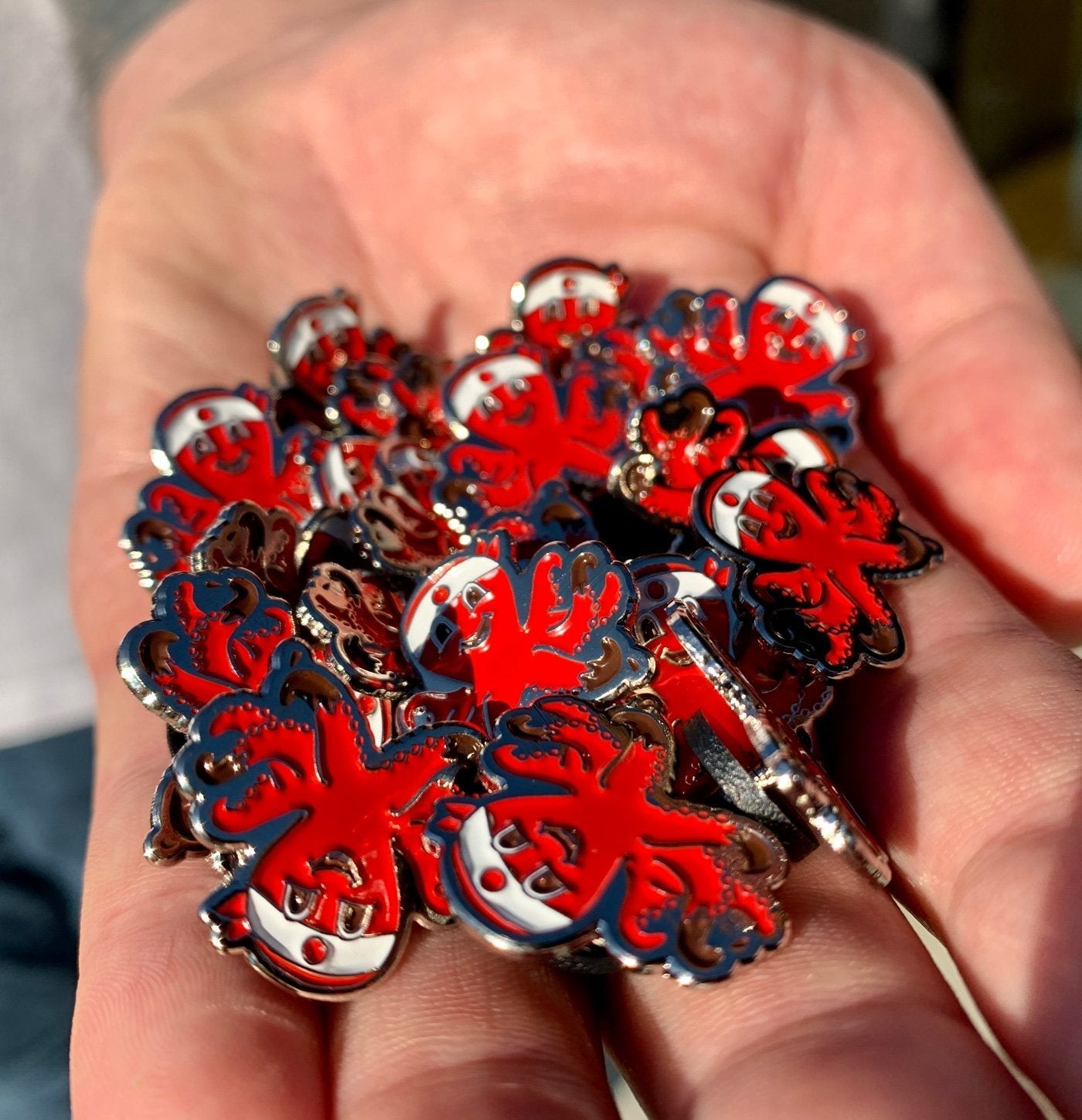 Red Octo Pin E0
